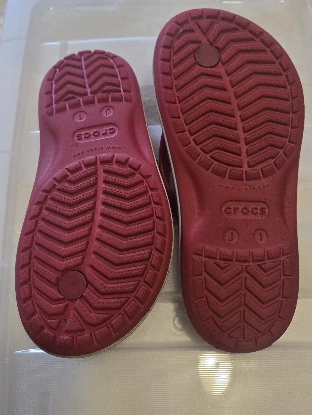 CROCS comfortable flip